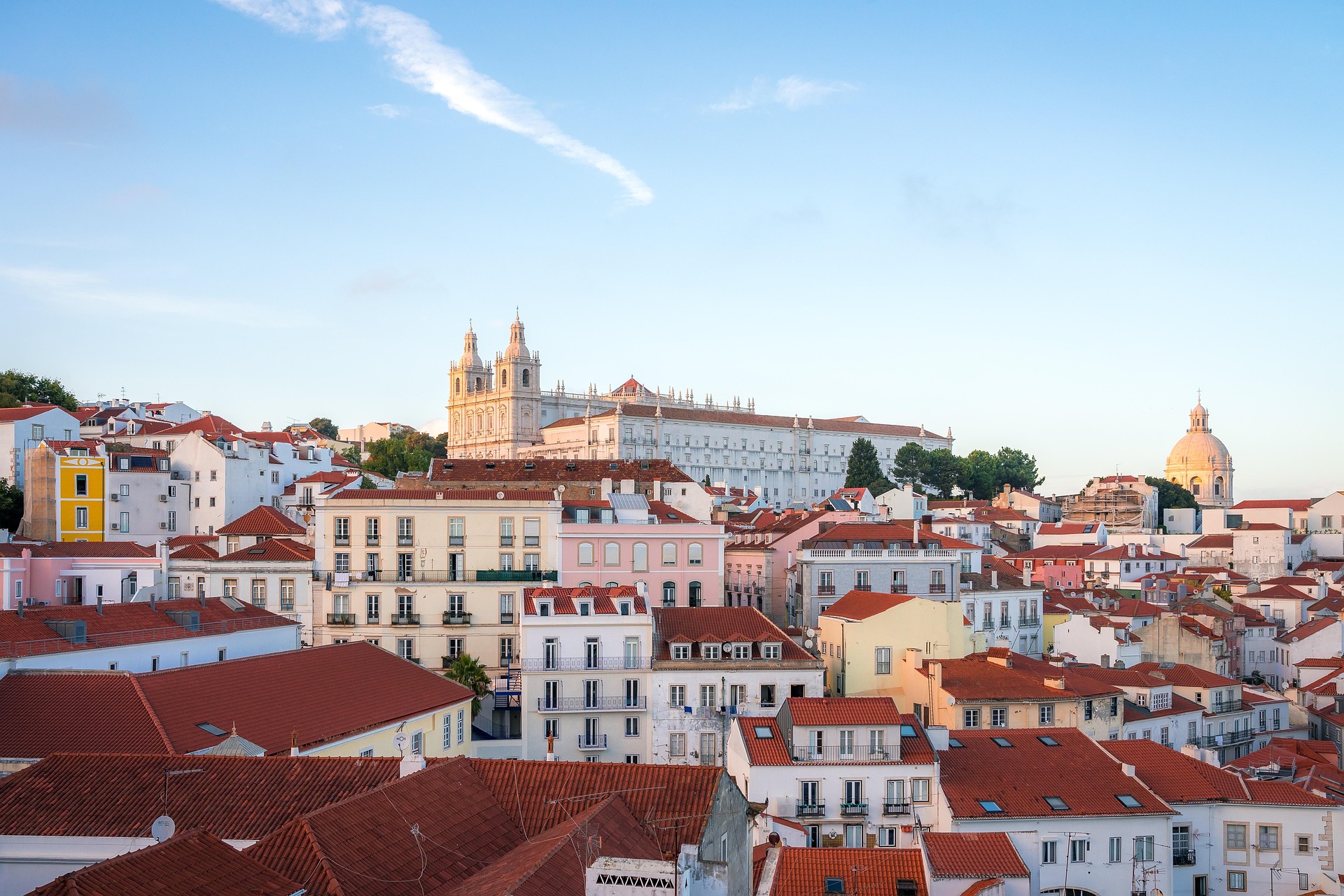 View of residential houses in Lisbon, Portugal, illustrating the variety of housing options available to tenants and expats.